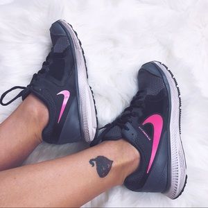 nike dynamic web shoes